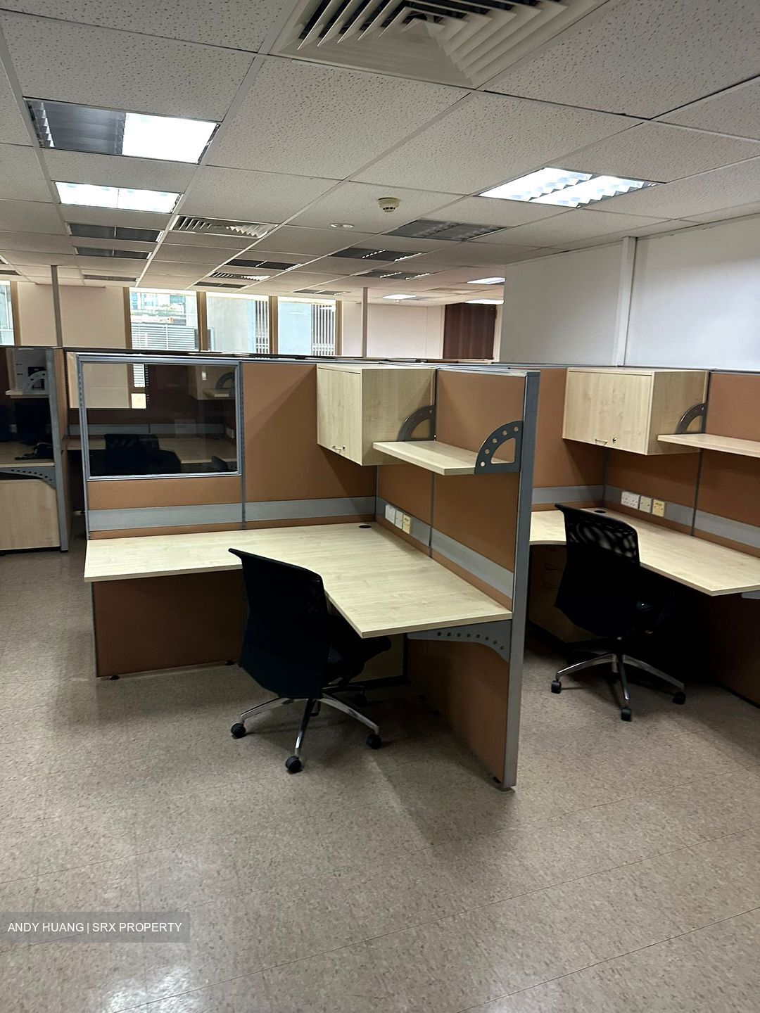 Hongkong Street (D1), Office #521285641